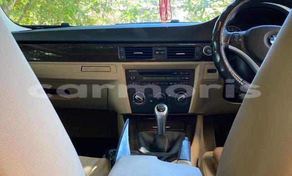 Acheter Occasion Voiture BMW 3–Series Beige à Quatre Bornes, Plaines Wilhems District Acheter Occasion Voiture BMW 3–Series Beige à Quatre Bornes, Plaines Wilhems District