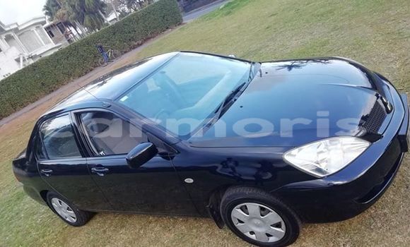 Buy Used Mitsubishi Lancer Blue Car in Moka in Moka