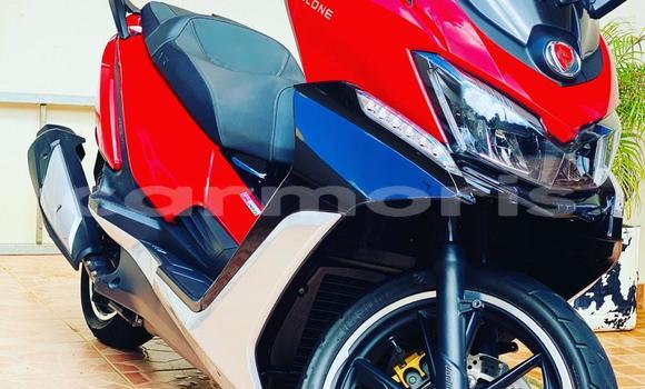 Buy Used Lifan LF250 Red Bike in Villebague in Pamplempousses