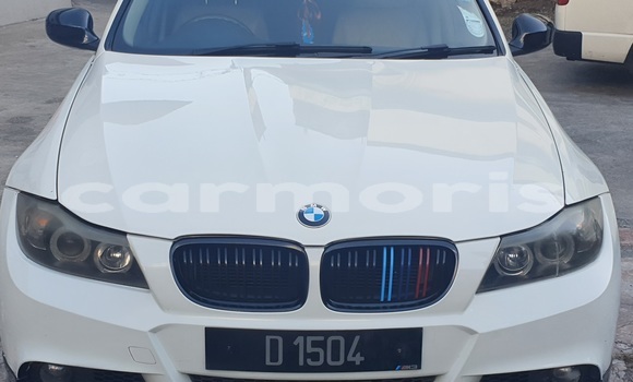 Acheter Occasion Voiture BMW 3–Series Blanc à Vacoas–Phoenix, Plaines Wilhems District Acheter Occasion Voiture BMW 3–Series Blanc à Vacoas–Phoenix, Plaines Wilhems District