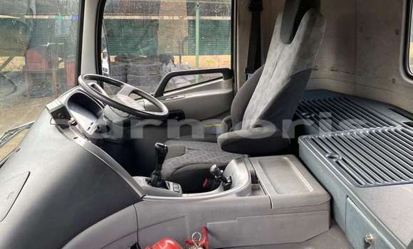 Acheter Occasion Utilitaire Nissan UD Blanc à Port Louis, Port Louis District Acheter Occasion Utilitaire Nissan UD Blanc à Port Louis, Port Louis District