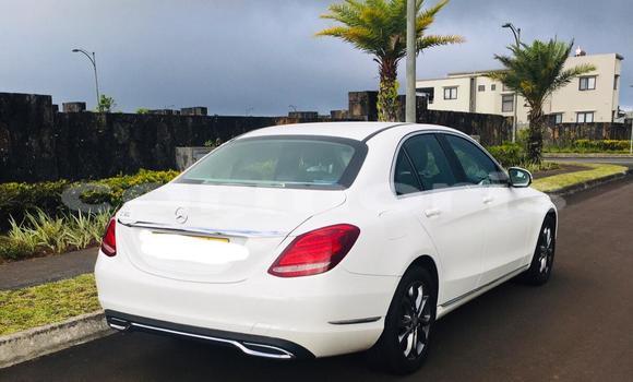 Buy Used Mercedes-Benz C–Class White Car in Beau Bassin–Rose Hill in Plaines Wilhems District Buy Used Mercedes-Benz C–Class White Car in Beau Bassin–Rose Hill in Plaines Wilhems District