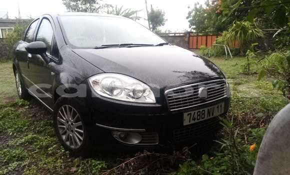 Acheter Occasion Voiture Fiat Linea Noir à Goyaves de Grand Baie–Montagne, Rodrigues Acheter Occasion Voiture Fiat Linea Noir à Goyaves de Grand Baie–Montagne, Rodrigues