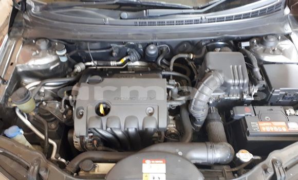 Buy Used Kia Cerato Silver Car in Albion in Black River District Buy Used Kia Cerato Silver Car in Albion in Black River District