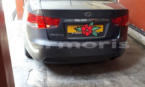 Buy Used Kia Cerato Silver Car in Albion in Black River District Buy Used Kia Cerato Silver Car in Albion in Black River District