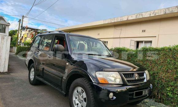 Buy Used Mitsubishi Pajero Black Car in Vacoas–Phoenix in Plaines Wilhems District Buy Used Mitsubishi Pajero Black Car in Vacoas–Phoenix in Plaines Wilhems District