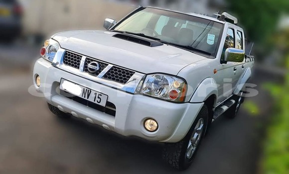 Buy Used Nissan Hardbody White Car in Vacoas–Phoenix in Plaines Wilhems District Buy Used Nissan Hardbody White Car in Vacoas–Phoenix in Plaines Wilhems District