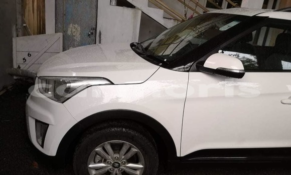 Buy Used Hyundai Creta White Car in Albion in Black River District Buy Used Hyundai Creta White Car in Albion in Black River District