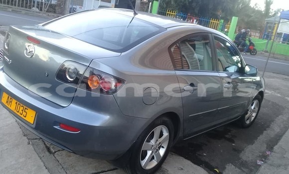 Buy Used Mazda 3 Blue Car in Albion in Black River District Buy Used Mazda 3 Blue Car in Albion in Black River District