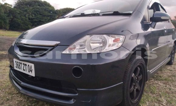 Buy Used Honda City Black Car in Albion in Black River District Buy Used Honda City Black Car in Albion in Black River District