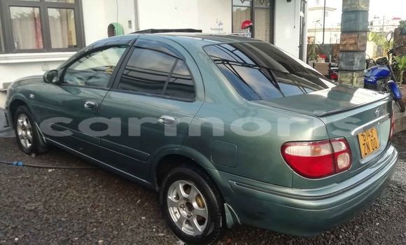 Buy Used Nissan Bluebird Maxima Green Car in Albion in Black River District Buy Used Nissan Bluebird Maxima Green Car in Albion in Black River District