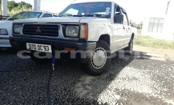 Buy Used Mitsubishi L200 White Car in Albion in Black River District Buy Used Mitsubishi L200 White Car in Albion in Black River District