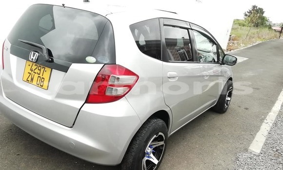 Buy Used Honda fit Silver Car in Albion in Black River District Buy Used Honda fit Silver Car in Albion in Black River District