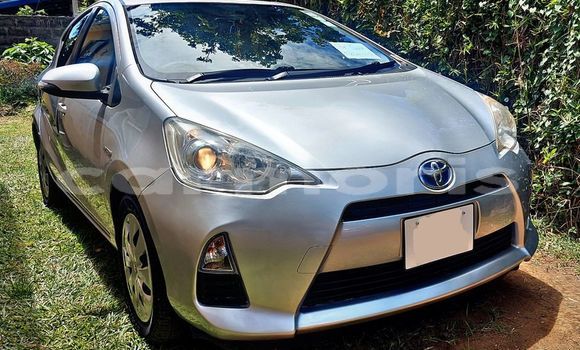 Buy Used Toyota Aqua Silver Car in Albion in Black River District Buy Used Toyota Aqua Silver Car in Albion in Black River District