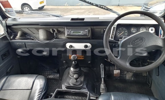 Buy Used Land Rover Defender White Car in Albion in Black River District Buy Used Land Rover Defender White Car in Albion in Black River District