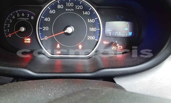 Buy Used Hyundai i10 Blue Car in Albion in Black River District Buy Used Hyundai i10 Blue Car in Albion in Black River District