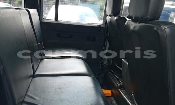 Buy Used Land Rover Defender White Car in Albion in Black River District Buy Used Land Rover Defender White Car in Albion in Black River District