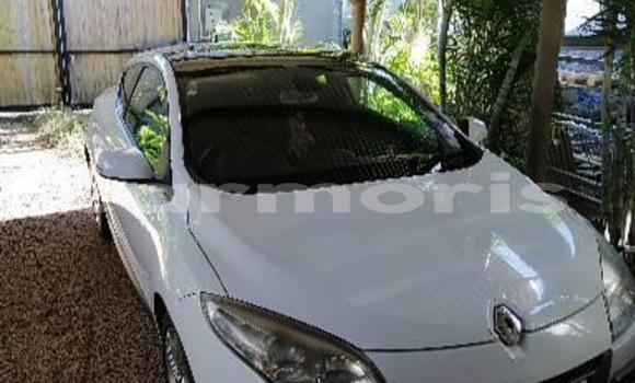 Buy Used Renault Megane White Car in Riviere des Anguilles in Savanne Buy Used Renault Megane White Car in Riviere des Anguilles in Savanne