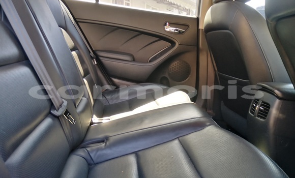 Buy Used Kia Cerato Silver Car in Quatre Bornes in Plaines Wilhems District Buy Used Kia Cerato Silver Car in Quatre Bornes in Plaines Wilhems District