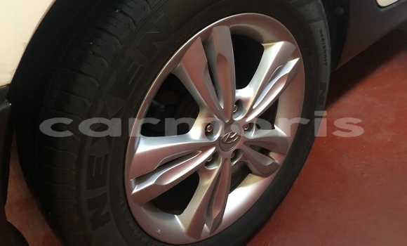Buy Used Hyundai ix35 White Car in Tamarin in Black River District Buy Used Hyundai ix35 White Car in Tamarin in Black River District