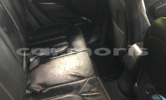 Buy Used Hyundai ix35 White Car in Tamarin in Black River District Buy Used Hyundai ix35 White Car in Tamarin in Black River District