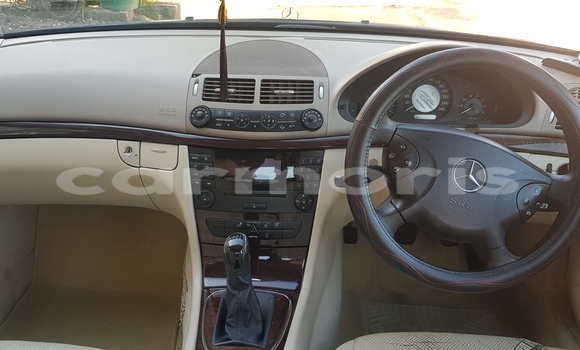 Buy Used Mercedes-Benz E200 Blue Car in Grand Bois in Savanne Buy Used Mercedes-Benz E200 Blue Car in Grand Bois in Savanne