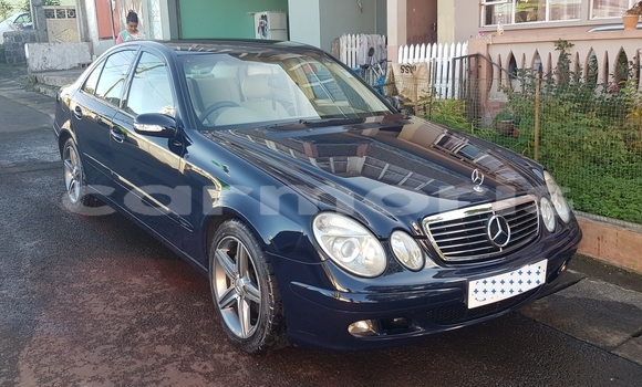 Buy Used Mercedes-Benz E200 Blue Car in Grand Bois in Savanne Buy Used Mercedes-Benz E200 Blue Car in Grand Bois in Savanne