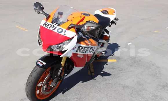 Buy Used Honda CBR 1000 RR Other Bike in L'Avenir in Moka Buy Used Honda CBR 1000 RR Other Bike in L'Avenir in Moka