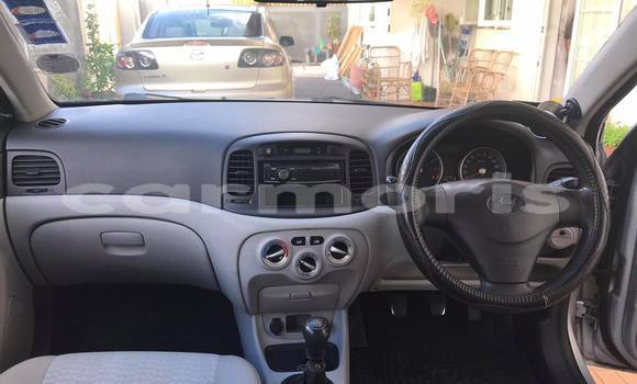 Buy Used Hyundai Accent Silver Car in Quatre Bornes in Plaines Wilhems District Buy Used Hyundai Accent Silver Car in Quatre Bornes in Plaines Wilhems District