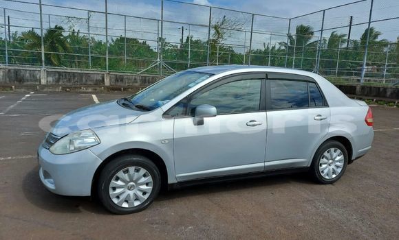 Buy Used Nissan Tiida Silver Car in Bon Accueil in Flacq Buy Used Nissan Tiida Silver Car in Bon Accueil in Flacq