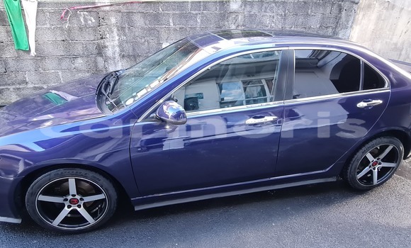 Buy Used Honda Accord Blue Car in Vacoas–Phoenix in Plaines Wilhems District Buy Used Honda Accord Blue Car in Vacoas–Phoenix in Plaines Wilhems District
