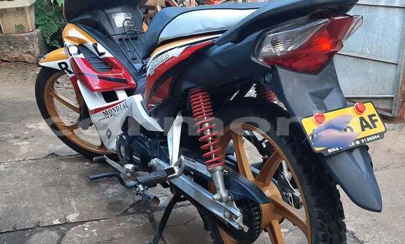 Buy Used Mondial X-TREME Black Bike in Mahébourg in Grand Port District Buy Used Mondial X-TREME Black Bike in Mahébourg in Grand Port District