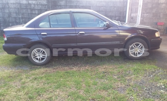 Buy Used Nissan Sunny Brown Car in Chemin Grenier in Savanne
