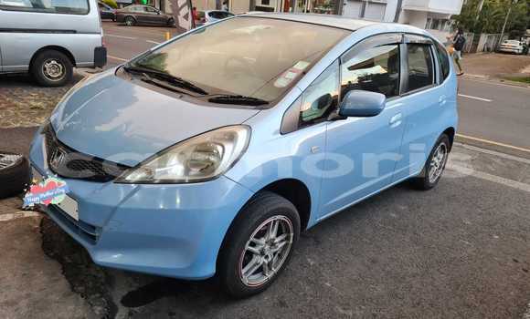 Buy Used Honda fit Blue Car in Quatre Bornes in Plaines Wilhems District Buy Used Honda fit Blue Car in Quatre Bornes in Plaines Wilhems District