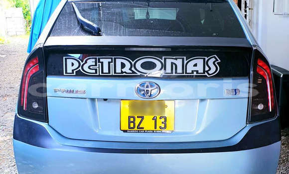 Buy Used Toyota Prius Silver Car in Chemin Grenier in Savanne Buy Used Toyota Prius Silver Car in Chemin Grenier in Savanne