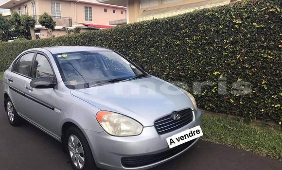 Buy Used Hyundai Accent Silver Car in Quatre Bornes in Plaines Wilhems District Buy Used Hyundai Accent Silver Car in Quatre Bornes in Plaines Wilhems District