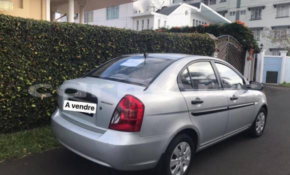 Buy Used Hyundai Accent Silver Car in Quatre Bornes in Plaines Wilhems District Buy Used Hyundai Accent Silver Car in Quatre Bornes in Plaines Wilhems District