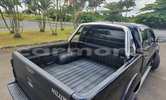 Buy Used Toyota Hilux Black Car in Rose Belle in Grand Port District Buy Used Toyota Hilux Black Car in Rose Belle in Grand Port District
