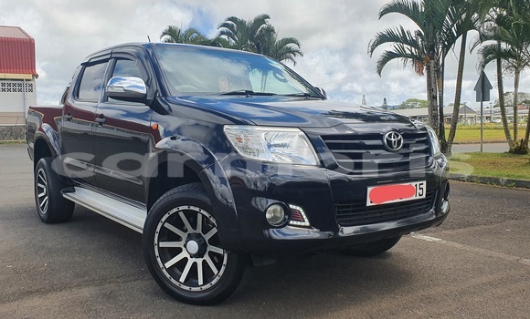 Buy Used Toyota Hilux Black Car in Rose Belle in Grand Port District Buy Used Toyota Hilux Black Car in Rose Belle in Grand Port District