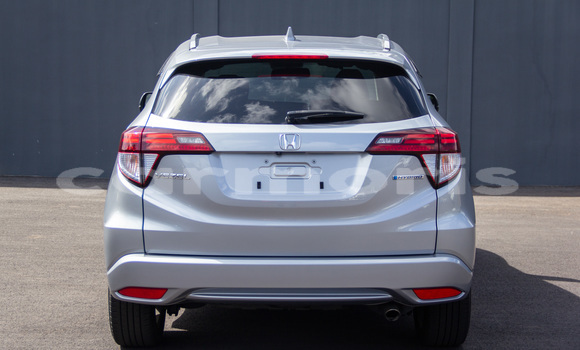 Buy Import Honda vezel Silver Car in Port Louis in Port Louis District Buy Import Honda vezel Silver Car in Port Louis in Port Louis District