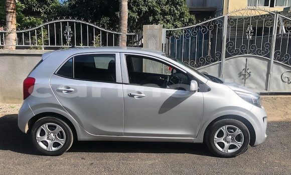 Buy Used Kia Picanto Silver Car in Port Louis in Port Louis District Buy Used Kia Picanto Silver Car in Port Louis in Port Louis District