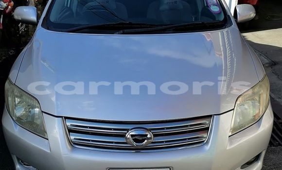 Buy Used Toyota Axio Silver Car in Port Louis in Port Louis District Buy Used Toyota Axio Silver Car in Port Louis in Port Louis District