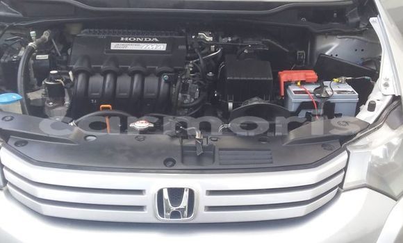 Buy Used Honda Insight Silver Car in Port Louis in Port Louis District Buy Used Honda Insight Silver Car in Port Louis in Port Louis District