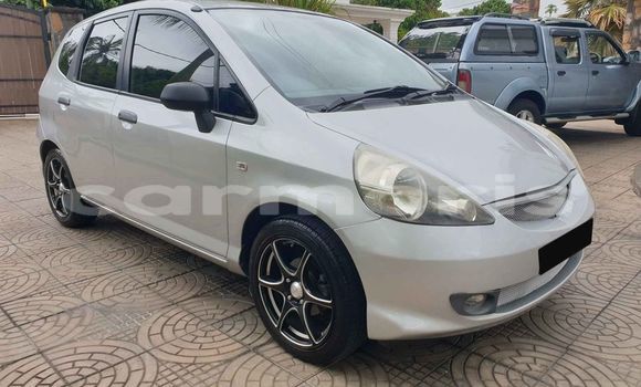 Buy Used Honda fit Silver Car in Quatre Bornes in Plaines Wilhems District Buy Used Honda fit Silver Car in Quatre Bornes in Plaines Wilhems District