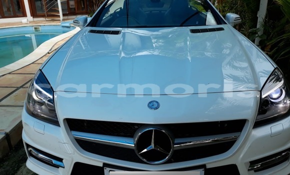Buy Used Mercedes-Benz SLK-klasse AMG White Car in Moka in Moka Buy Used Mercedes-Benz SLK-klasse AMG White Car in Moka in Moka
