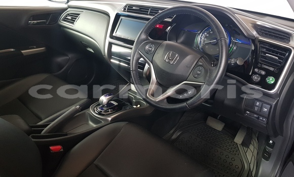 Buy Used Honda Grace Other Car in Port Louis in Port Louis District Buy Used Honda Grace Other Car in Port Louis in Port Louis District