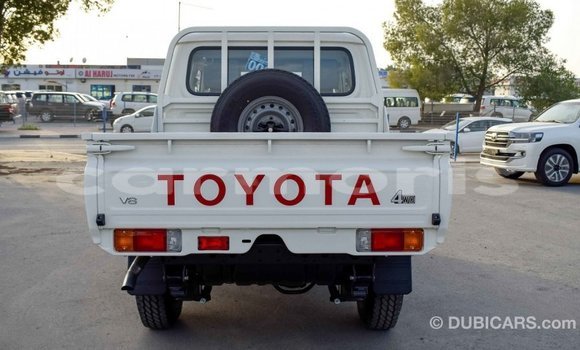 Buy Import Toyota Land Cruiser White Car in Import - Dubai in Agalega Islands Buy Import Toyota Land Cruiser White Car in Import - Dubai in Agalega Islands