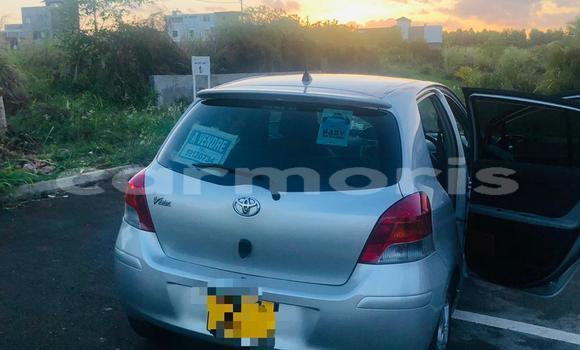 Buy Used Toyota Vitz Silver Car in Mahébourg in Grand Port District Buy Used Toyota Vitz Silver Car in Mahébourg in Grand Port District
