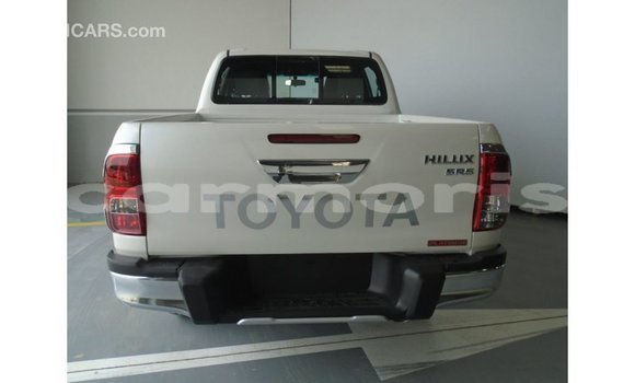 Buy Import Toyota Hilux White Car in Import - Dubai in Agalega Islands Buy Import Toyota Hilux White Car in Import - Dubai in Agalega Islands
