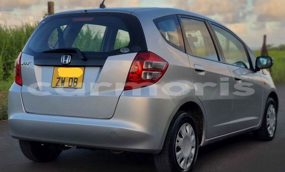 Acheter Occasion Voiture Honda fit Gris à Rivière du Rempart, Rivière du Rempart Acheter Occasion Voiture Honda fit Gris à Rivière du Rempart, Rivière du Rempart